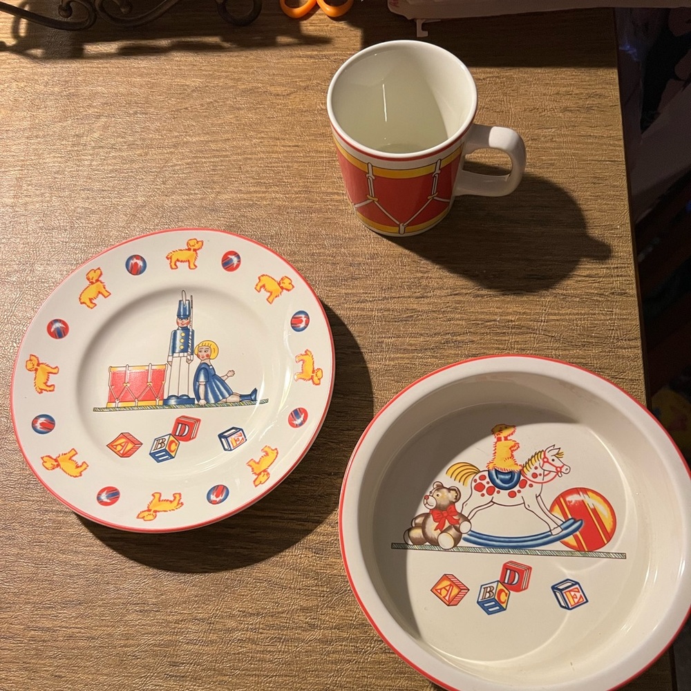Tiffany And Company Tiffany Toys plate set.
